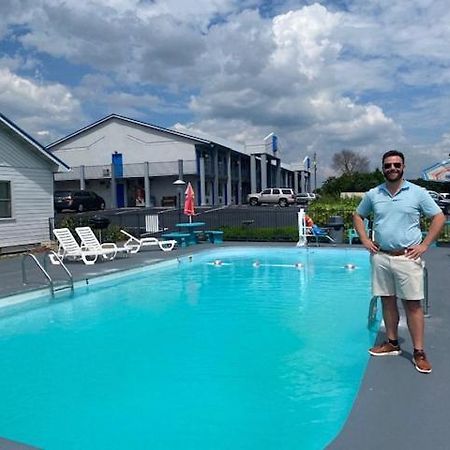 Smokies Inn - New Linens & Ultrafast Wifi - Friendliest Hospitality Guaranteed! Кодак Экстерьер фото