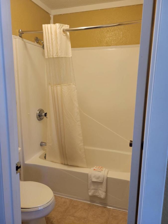 Smokies Inn - New Linens & Ultrafast Wifi - Friendliest Hospitality Guaranteed! Кодак Экстерьер фото