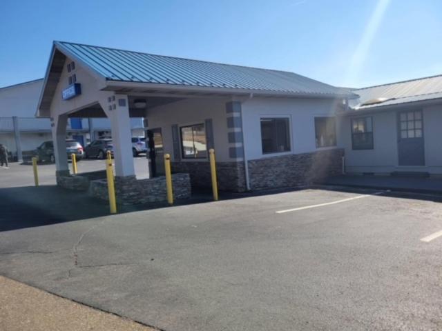 Smokies Inn - New Linens & Ultrafast Wifi - Friendliest Hospitality Guaranteed! Кодак Экстерьер фото